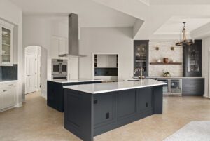 custom kitchen cabinets des moines